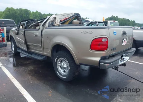 2003 Ford F-150 Lariat/Xlt z USA, uszkodzony, nr VIN 1FTRW08613KA21012